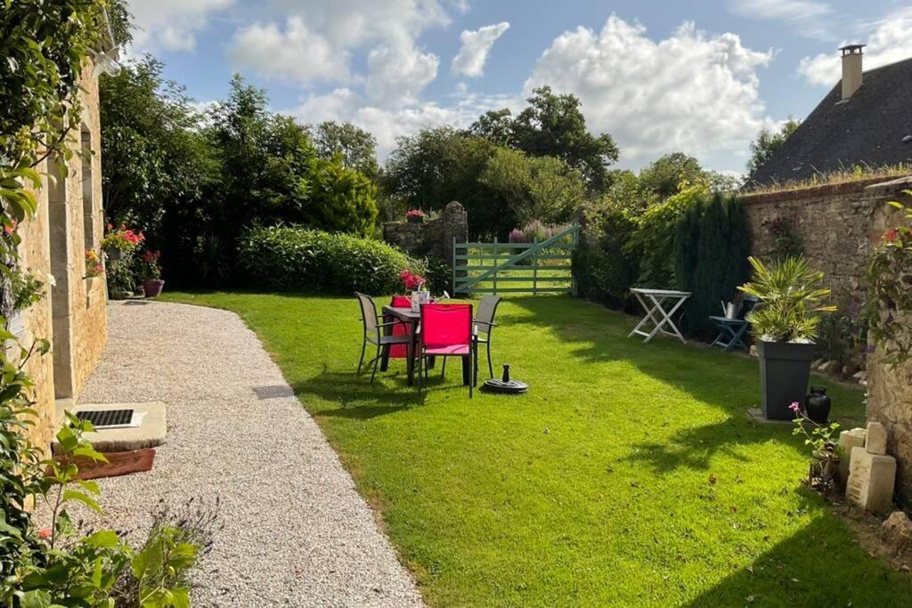 Vila Gite En Cotentin Etienville Exteriér fotografie