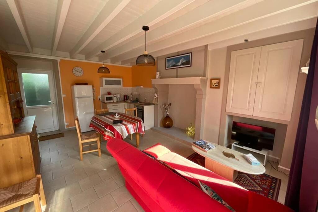 Vila Gite En Cotentin Etienville Exteriér fotografie